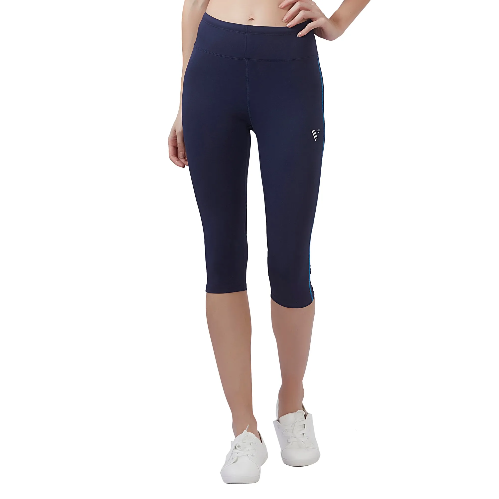 Align Women 3/4TH LEGGING (High Rise Waistband with hydro-dry Tech)