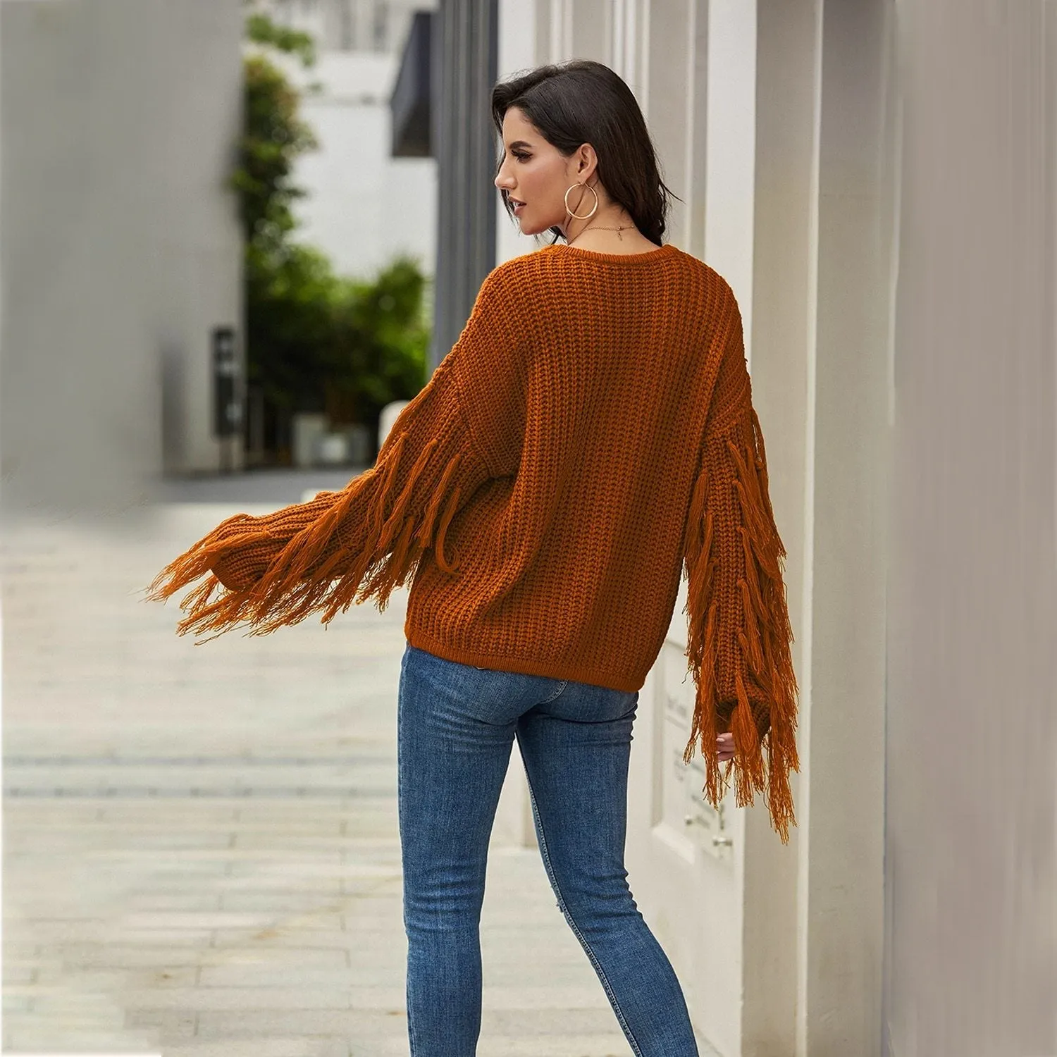 Autumn Winter Khaki O Neck Long Sleeve Solid Tassel Knitted Sweater