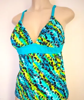 Crisscrossing Back Tankini Tops for Women