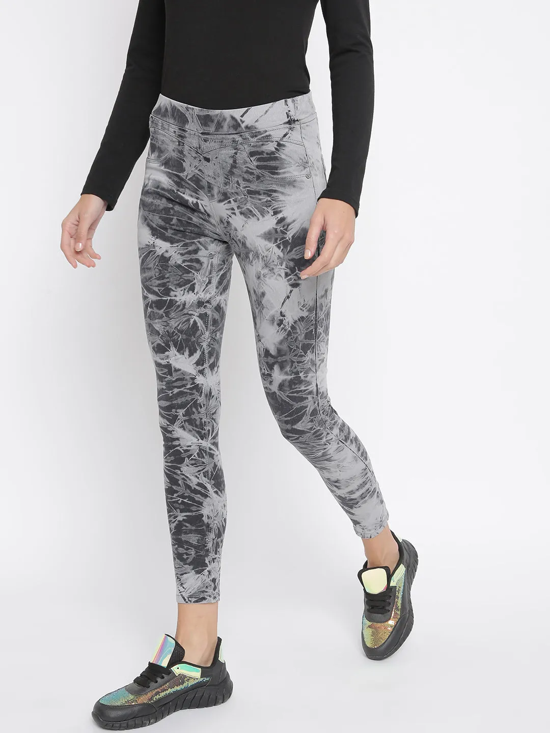 Women Grey Printed Denim Jegging