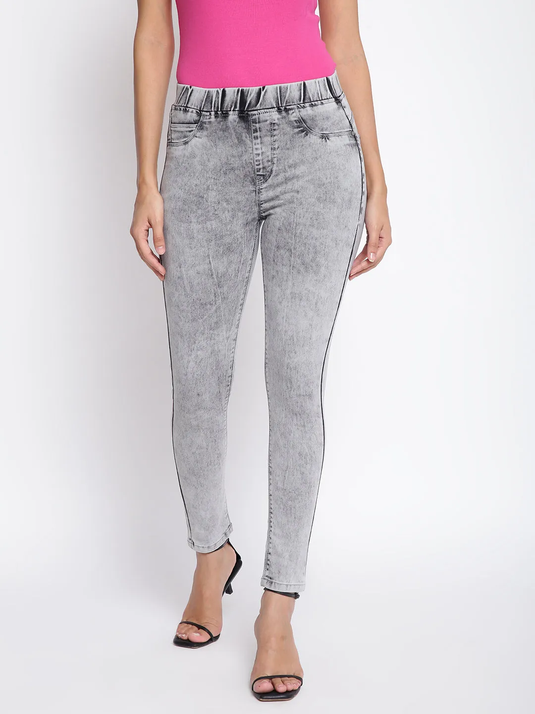 Women Grey Skinny Fit Jegging