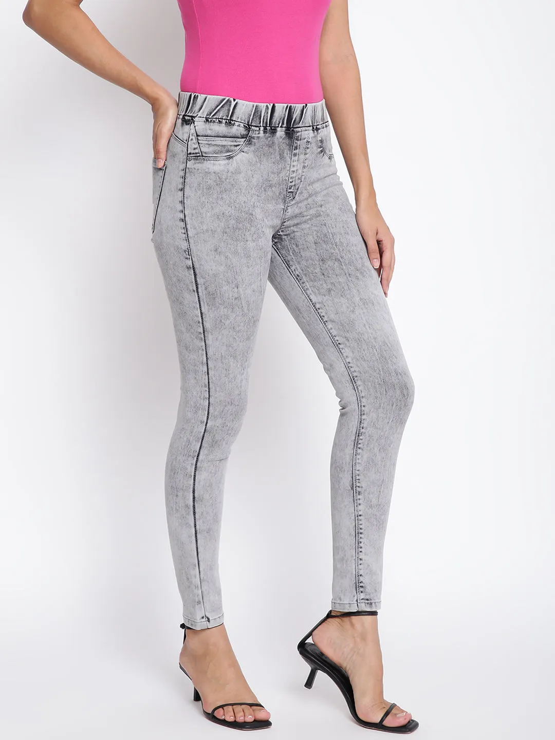 Women Grey Skinny Fit Jegging